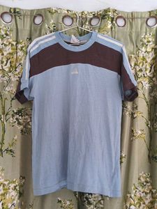 ADIDAS T-shirt