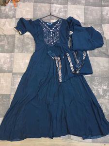Elegant Teal Kurta Set with Embellishments