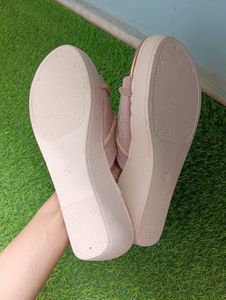 sandels