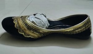 Black Gold Bellies Ballerinas Flats