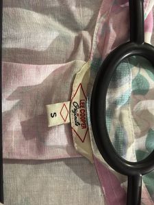 Lightweight Floral Print Shirt crop