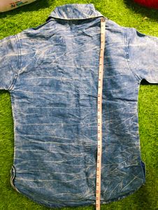 trending 80s denim top