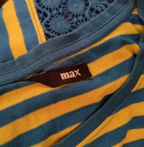 Striped 3/4 Sleeve Tshirt with Lace Detail