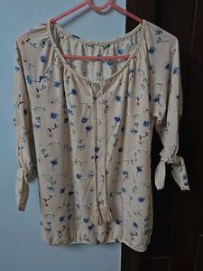 Casual Top With Floral Designs