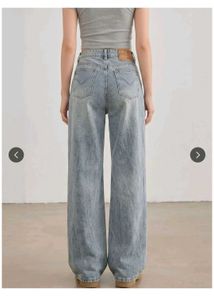Light Wash Wide Leg Jeans