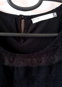 Black Dress / Regular Fit Middle Length