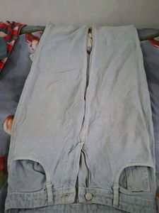 Light Wash Cut-Out Denim Jeans