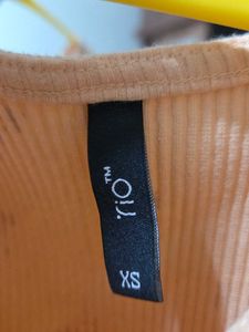 Ribbed Peach Top