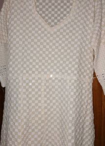 Elegant White Chikankari Kurta