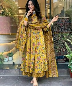 Kurta Pant With Dupatta & Delivery Free