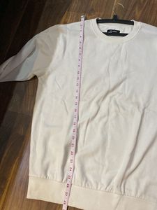 Classic White Crew Neck Sweatshirt