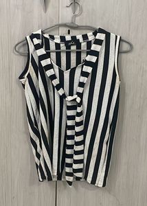 Chic Striped Sleeveless Tie-Neck Top