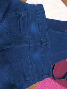 Stylish Dark Wash Ripped Jeans