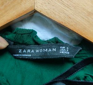 ZARA Green Long Sleeve Lace Detail Top