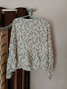 Women's Floral Peplum Top with Lace