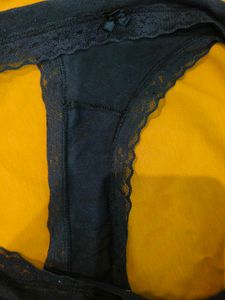 Women's Black Lace Trim Thong Panties