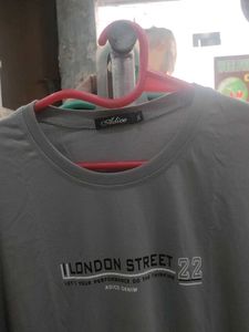 London Street Tee
