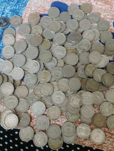 (200 Pcs) 5 rupees copper niklel Old rare Coins
