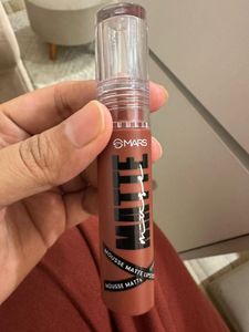 MARS Mousse Matte Lipstick(show stopper)