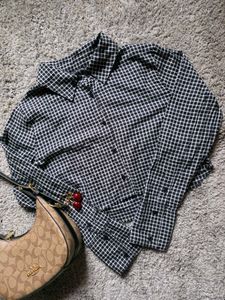 A casual Crop Shirt fit for Summers.