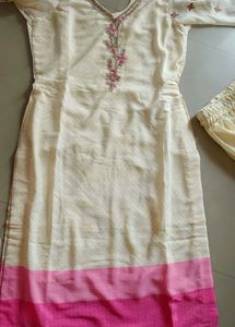 Trendy &amp; Elegant Cream &amp; Pink Kurta Set