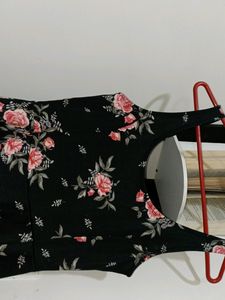 ROSE GARDEN CHARM DRESS🥀
