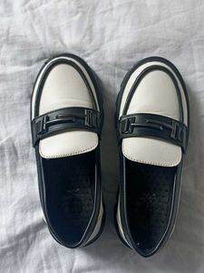 Off-White Casual Loafers – Authentic And Stylist
