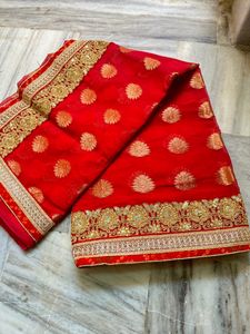 Silk Saree With Chunri Border