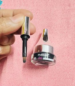 Gel glide Drama Eyeliner with applicator
