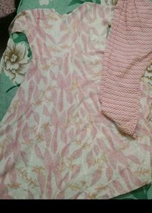 Pink Leaf Print Kurta Set