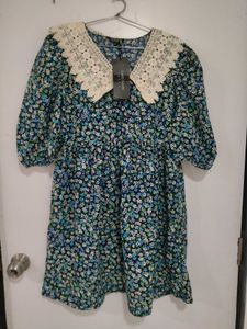 Floral Mini Dress with Crochet Collar