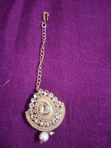 Stunning Gold-Tone Jewellery Set