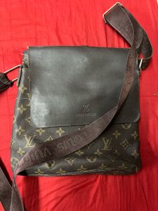 Louis Vuitton Crossbody Bag