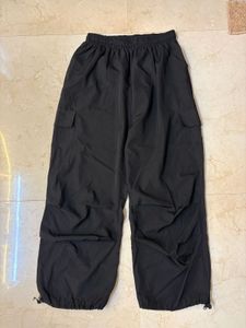 parachute pants/ trousers