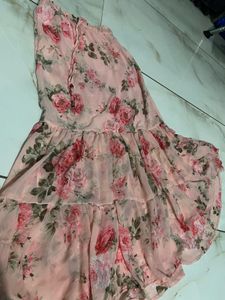 Chic Floral Ruffle Off-Shoulder Top