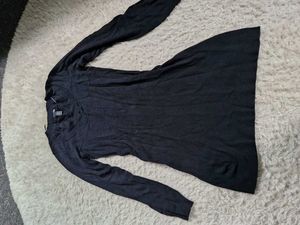 H&M Classic Black Long Sleeve Top