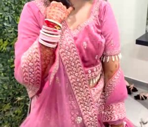 Stunning princess Embroidered Lehenga 💝