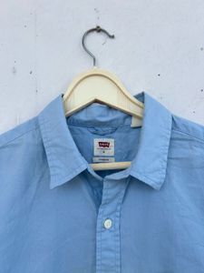 Levi's Blue Short Sleeve Button-Up Shirt