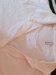 H&amp;M Divided White Crop Top
