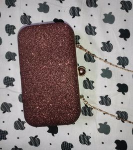 Women's clutch.