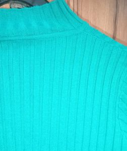 Sea Green High-Neck Ribbed Top (Size S/M)
