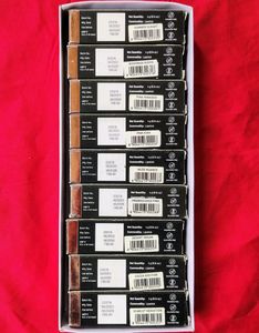 Pack Of 1Manish Malhotra Powder Matte Lipstick