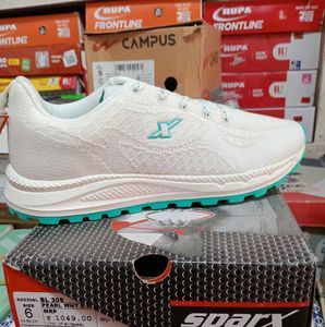 sports shoes for girls