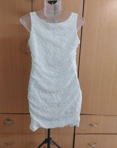 Chic Lace Short Dress