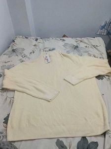 ZUDIO Cream Colored Knit Sweater