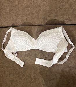 WACOAL White Lace Bra