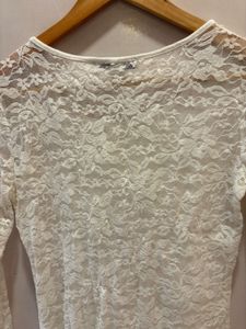 Forever 21 Coquette Girly Lace Sleeve Top