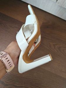 Dressberry White Heeled Sandals