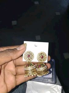 Jhumka Studs