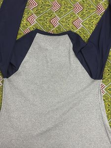 Brooklyn Graphic Raglan Top